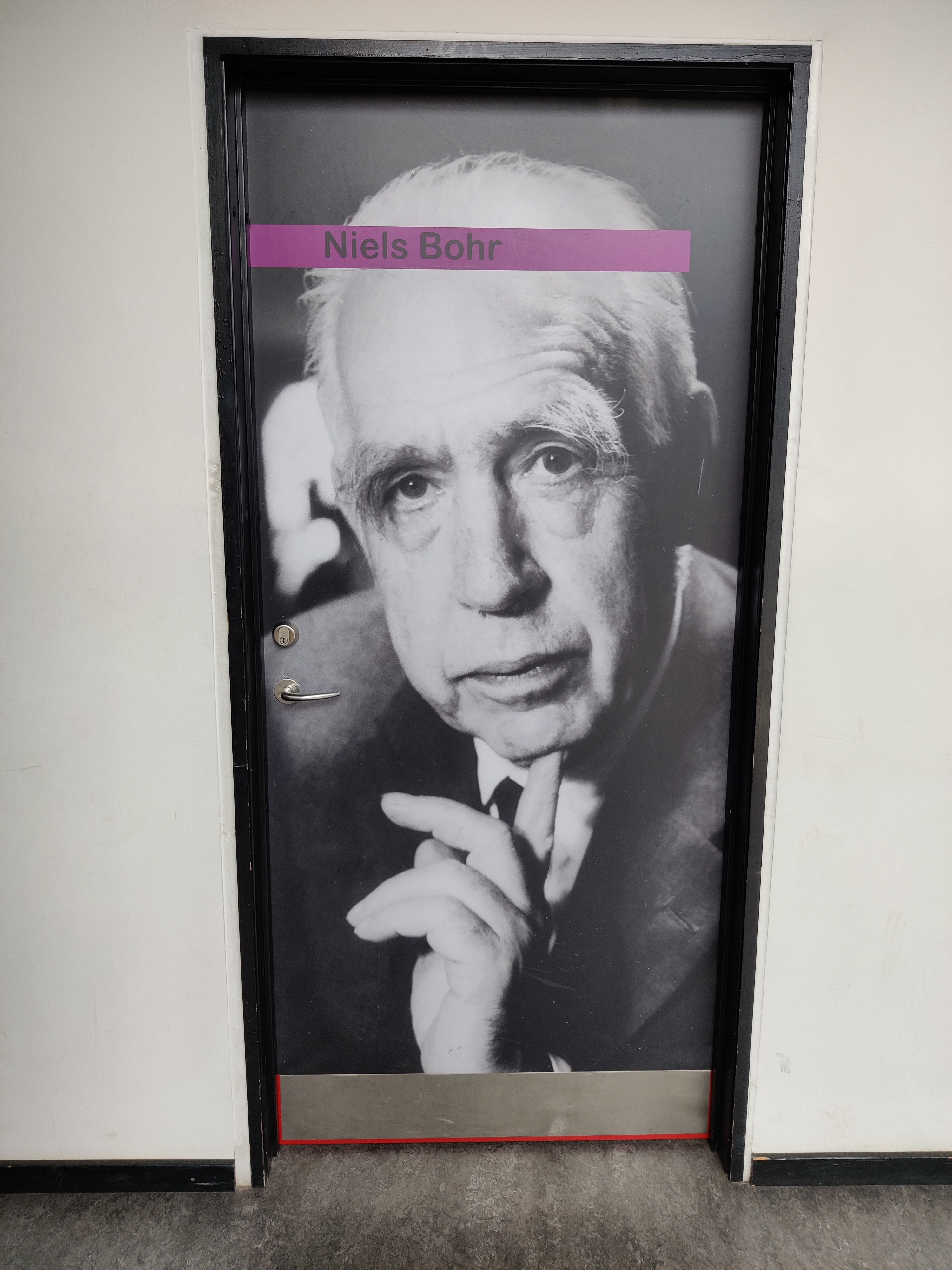 Niels Bohr lokale